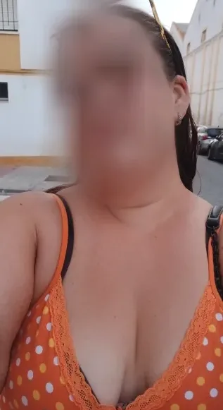 Anja, 24