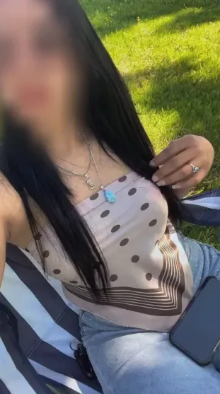 Cara, 25