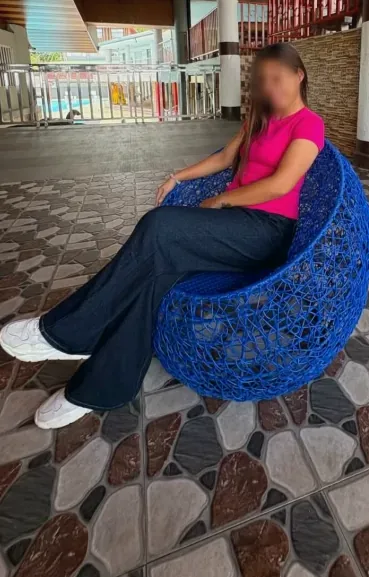 Carla, 36