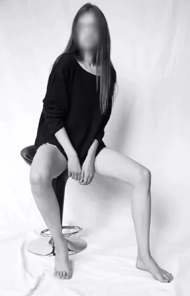 Denise, 28
