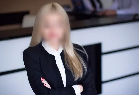 Kira, 31