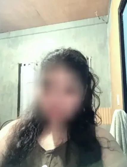 Leonie, 20