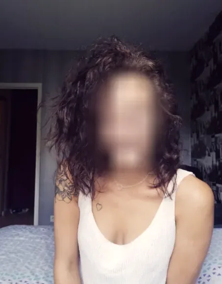 Leyla, 30