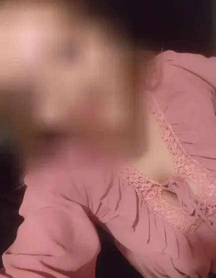 Linda, 28