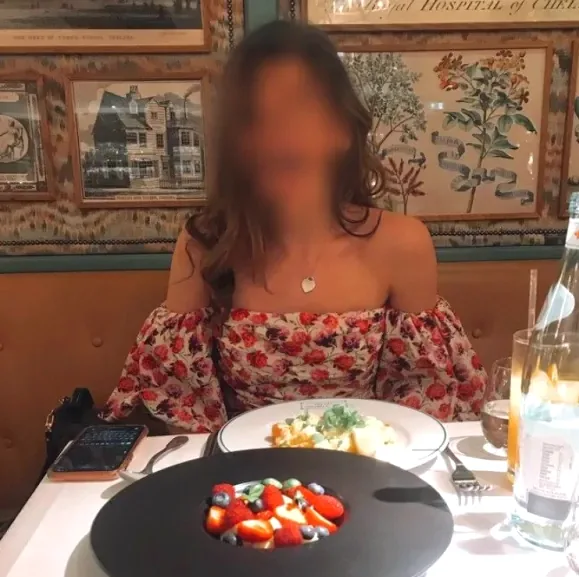 Manuela, 20