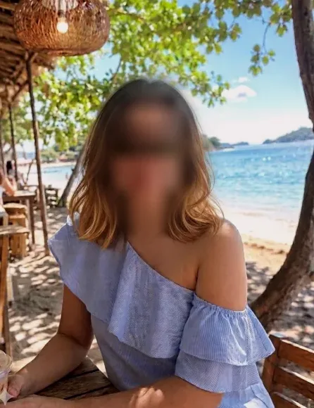 Nicole, 36