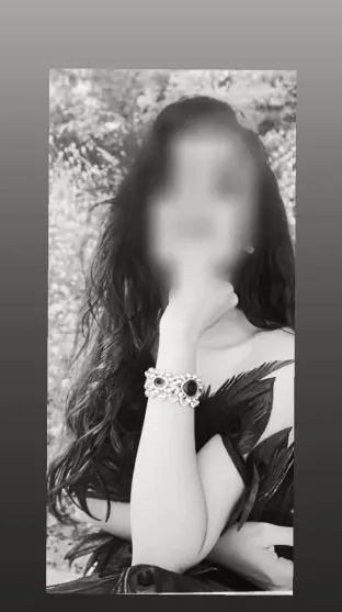 Pauline, 28