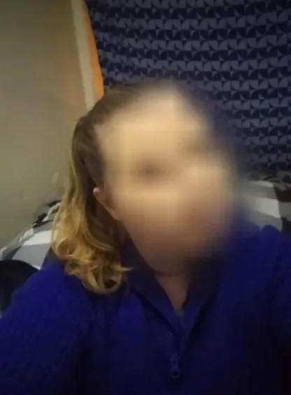 Sophie, 34